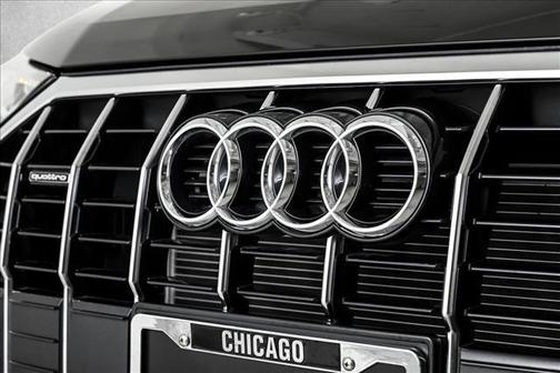 2025 Audi Q3 45 S line Premium