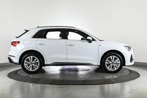 2025 Audi Q3 45 S line Premium