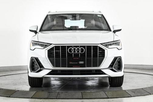 2025 Audi Q3 45 S line Premium