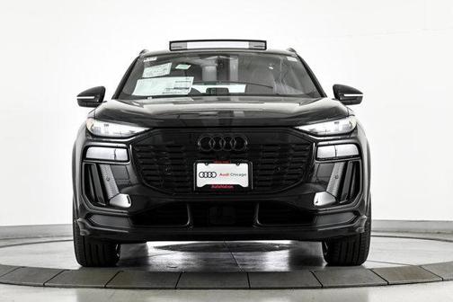 2025 Audi SQ6 e-tron Premium