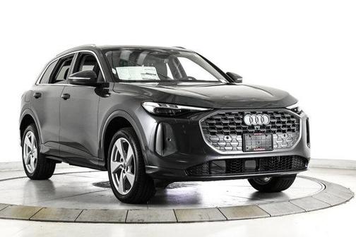 2025 Audi Q5 2.0T quattro Premium