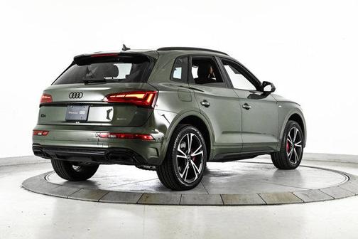 2025 Audi Q5 45 S line quattro Premium