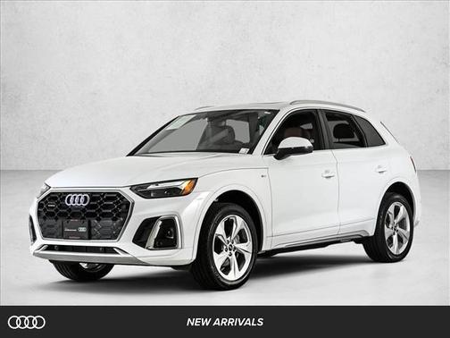 Glacier White Metallic 2023 Audi Q5 45 S line Premium Plus