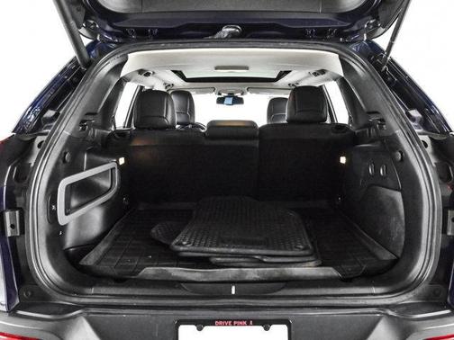 True Blue Pearlcoat 2015 Jeep Cherokee Trailhawk