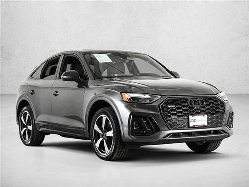 Daytona Gray Pearl Effect 2023 Audi Q5 45 S line Premium Plus