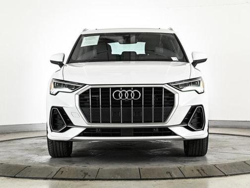 2025 Audi Q3 45 S line Premium