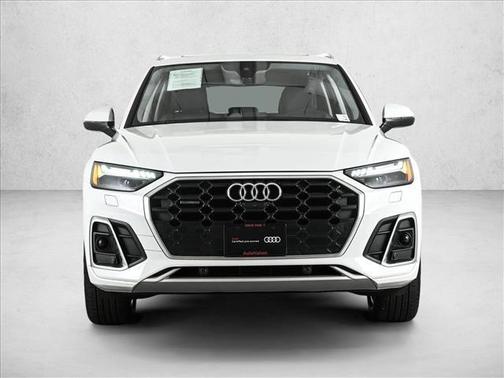 2022 Audi Q5 45 S line Prestige