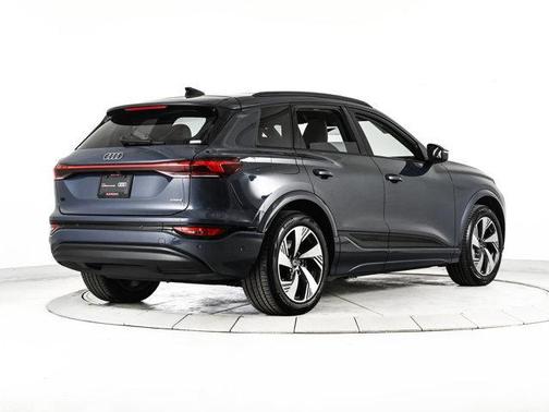 Plasma Blue Metallic 2025 Audi Q6 e-tron Premium