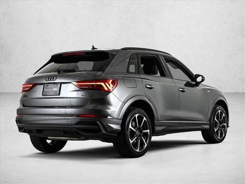 2025 Audi Q3 45 S line Premium