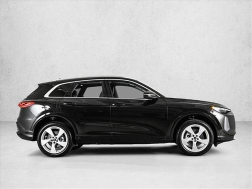 2025 Audi Q5 2.0T quattro Premium