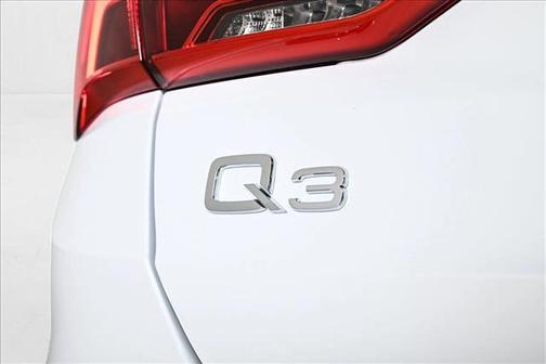 2025 Audi Q3 45 S line Premium