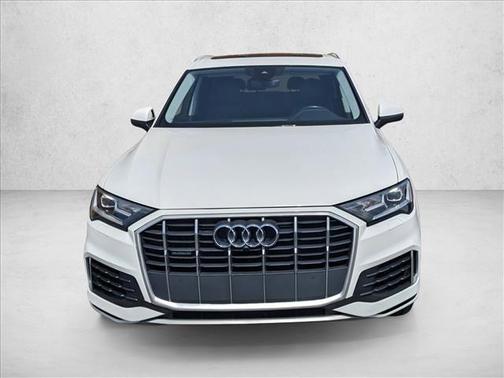 2022 Audi Q7 55 Premium