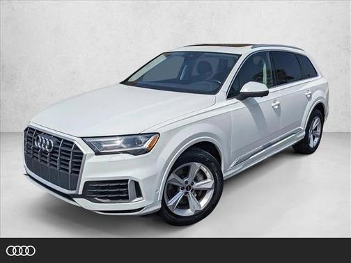 2022 Audi Q7 55 Premium