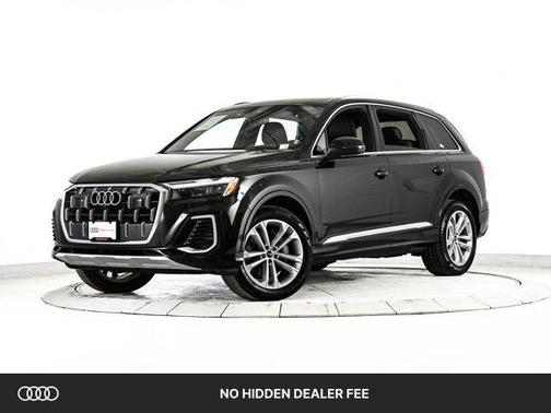 Mythos Black Metallic 2025 Audi Q7 55 Premium Plus