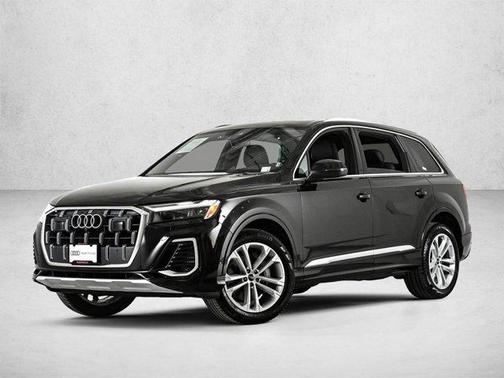 Mythos Black Metallic 2025 Audi Q7 55 Premium Plus