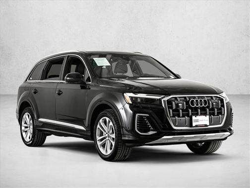 2025 Audi Q7 55 Premium Plus