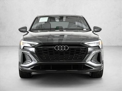 2024 Audi Q8 e-tron S line Premium