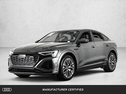 2024 Audi Q8 e-tron S line Premium