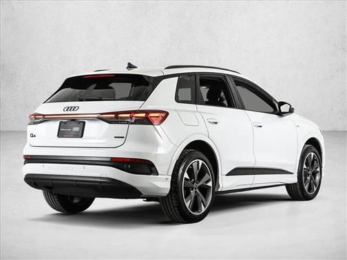 2024 Audi Q4 e-tron 50 Premium Plus