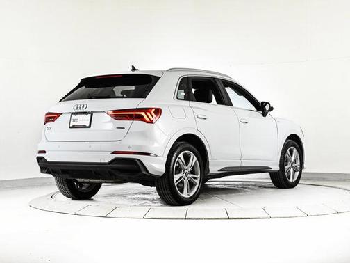 2023 Audi Q3 45 S line Premium Plus