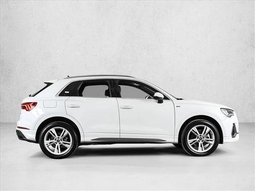 2023 Audi Q3 45 S line Premium Plus