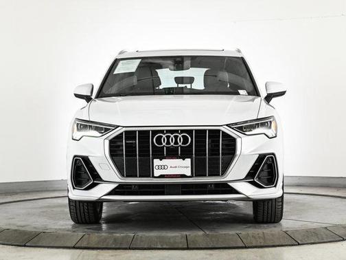 2023 Audi Q3 45 S line Premium Plus