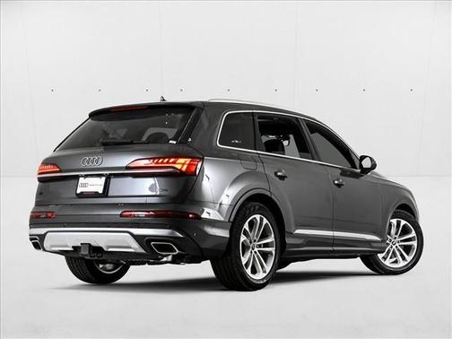 2025 Audi Q7 55 Prestige