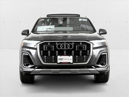 2025 Audi Q7 55 Prestige