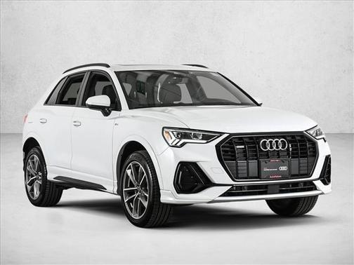 2025 Audi Q3 45 S line Premium