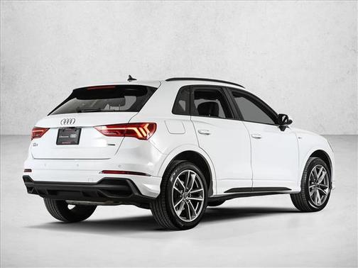 2025 Audi Q3 45 S line Premium