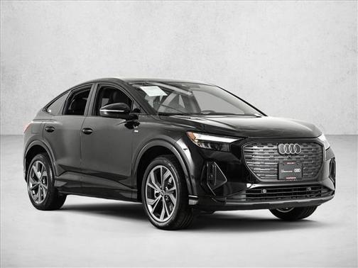 Mythos Black Metallic 2023 Audi Q4 e-tron 50 Premium Plus