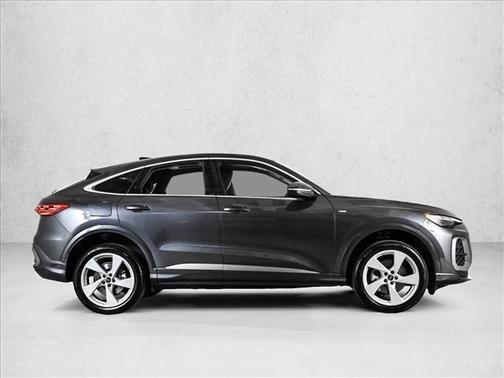Tambora Gray Metallic 2025 Audi Q5 2.0T Premium