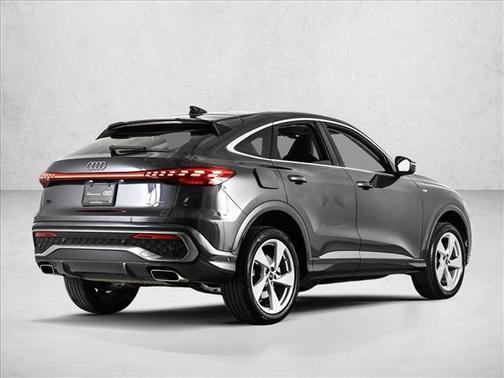 Tambora Gray Metallic 2025 Audi Q5 2.0T Premium