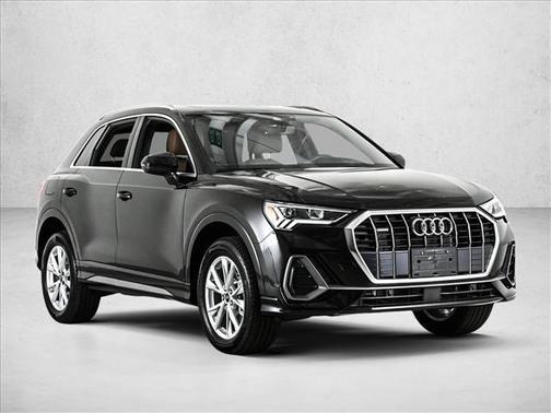 2025 Audi Q3 45 S line Premium
