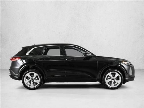 2025 Audi Q5 2.0T quattro Premium