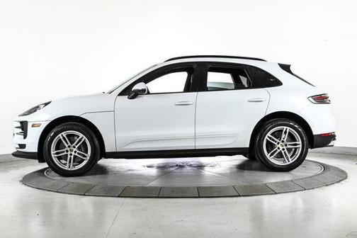 2021 Porsche Macan Base