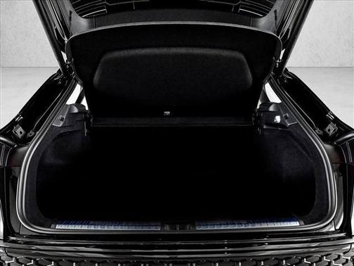Mythos Black Metallic 2026 Audi Q3 S line