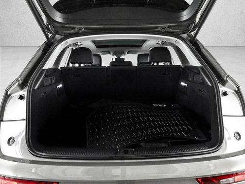 Chronos Gray Metallic 2023 Audi Q5 45 S line Premium Plus