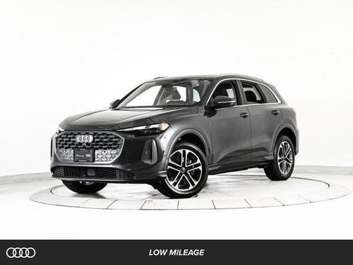 Tambora Gray Metallic 2025 Audi Q5 2.0T quattro Premium