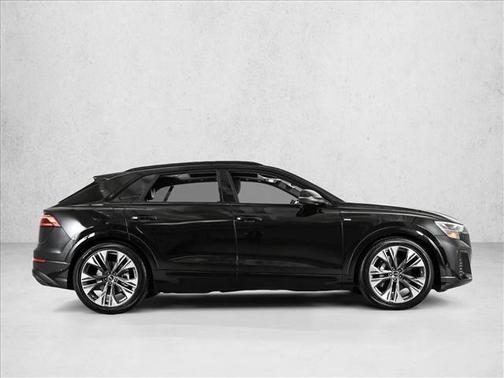 2026 Audi Q8 Premium Plus