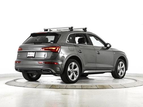 Chronos Gray Metallic 2023 Audi Q5 45 S line Premium Plus
