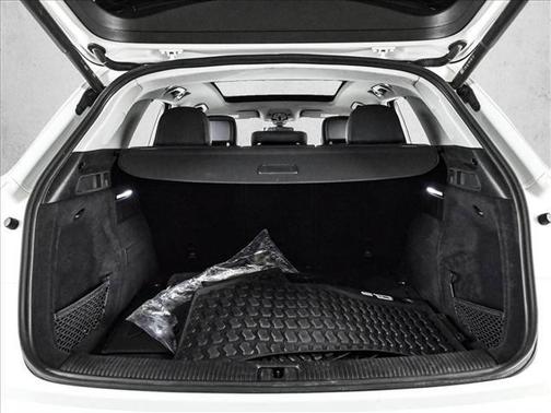 Glacier White Metallic 2023 Audi Q5 45 S line Premium Plus