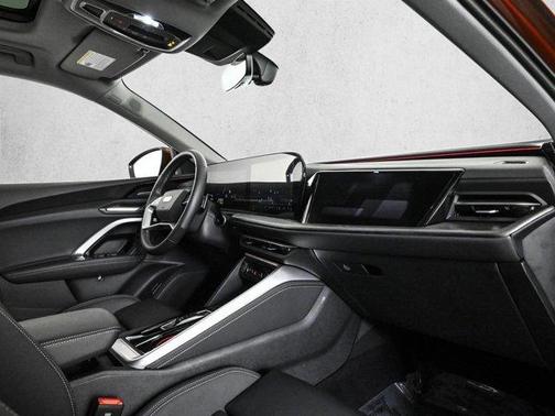 Grenadier Red Metallic 2025 Audi Q5 2.0T quattro Premium