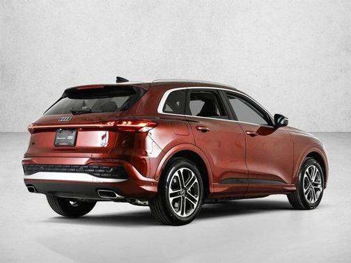 Grenadier Red Metallic 2025 Audi Q5 2.0T quattro Premium