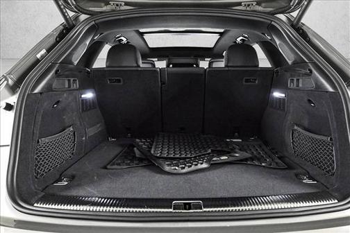 2025 Audi Q5 55 S line quattro Premium