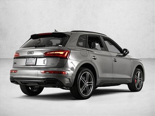 2025 Audi Q5 55 S line quattro Premium