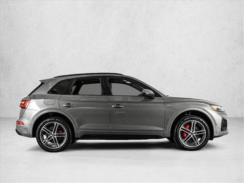 2025 Audi Q5 55 S line quattro Premium