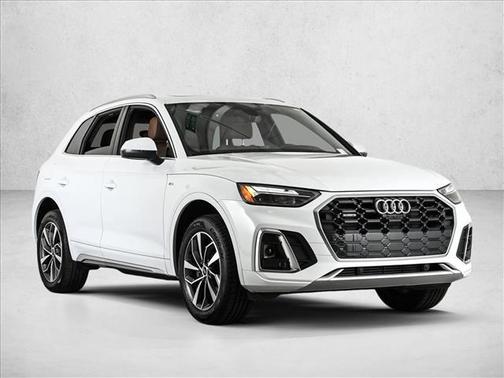 Glacier White Metallic 2023 Audi Q5 45 S line Premium Plus