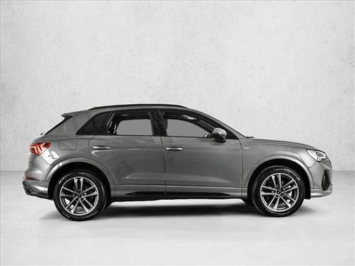 2025 Audi Q3 45 S line Premium