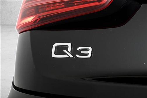 2017 Audi Q3 2.0T Premium
